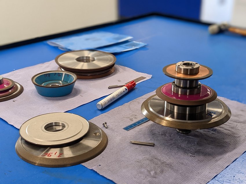 Eskenazi, pièces de machines de production